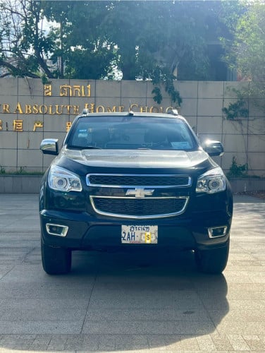 Chevrolet Colorado  2014 ឡានស្អាត តំលៃ21800$ចចារ