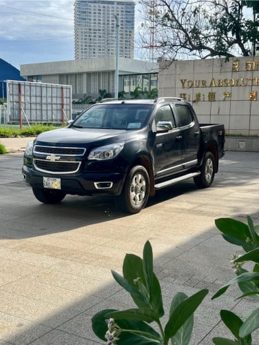 Chevrolet Colorado 2014 ឡានស្អាត តំលៃ21800$ចចារ