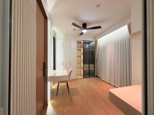 Condo 2 bed rent $1,000 at vue Aston
