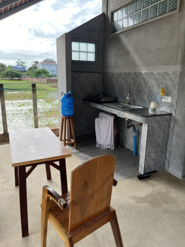 Cute solid House with Terrace for long-term rent or sell