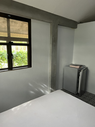 Cute solid House with Terrace for long-term rent or sell