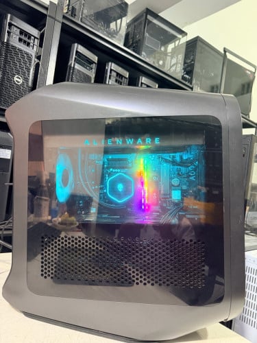 Dell Alienware Aurora R15