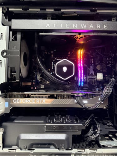 Dell Alienware Aurora R15