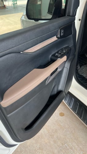 Ford Everest 2023 Titanium ប្រើបាន២មុឺនគីឡូជាង ស្កុត១ជុំ