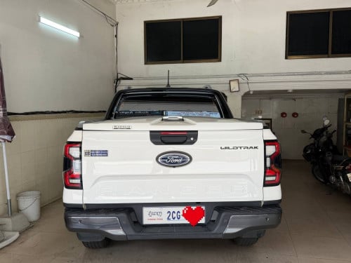Ford Ranger Wildtrak 2025 2.0L ពណ៏សរ​ ម្ចាស់ផ្ទាល់ ស៊ីន1ជុំ (ផ្លាកលេខ ខ្ពស់9គ្រាប់)(14000KM)=49999$