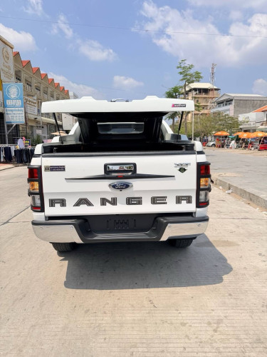 FORD XLT 2021 2.2 ប៉ុងពីរ​ ម្ចាស់ដេីម​ទីមួយ​ ទឹកថ្នាំសុីនមួយជុំ​ ប្រេីបាន3មុឺនគីឡូជាង