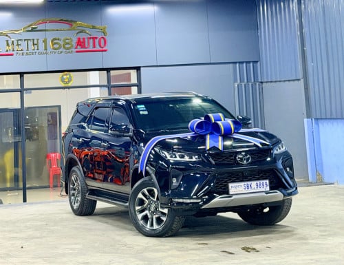 Fortuner Legender 2022 ខ្មៅ 2មុឺនKmជាង