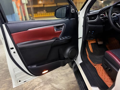 Fortuner Legender 2022 សកាម៉ៃ 3មុឺនKm