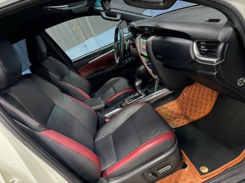 Fortuner Legender 2022 សកាម៉ៃ 3មុឺនKm