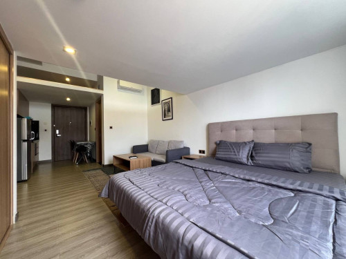 Golden one condo for rent