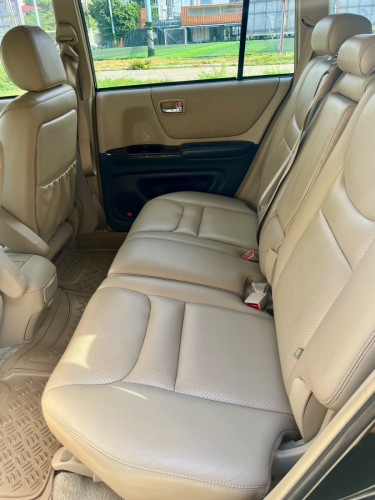 Highlander 03ប៉ុង1 Limited Full ឡានថ្មី ម្ចាស់ដើមទី1ធានាឡានថ្មី អត់បុកអត់ប៉ះ អត់កាត់ត តំលៃ13800ចចារ