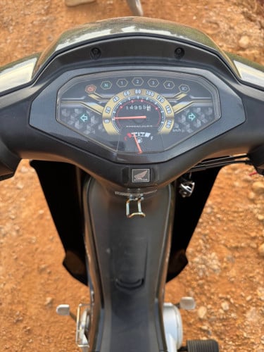 Honda dream 024 មួយទឹកក្រដាស់ពន្ធ ម៉ាសុីនតាន់ តម្លៃ1420$ 0962984916