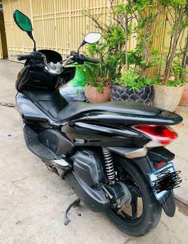 Honda Pcx (890$,from Japan) 125cc