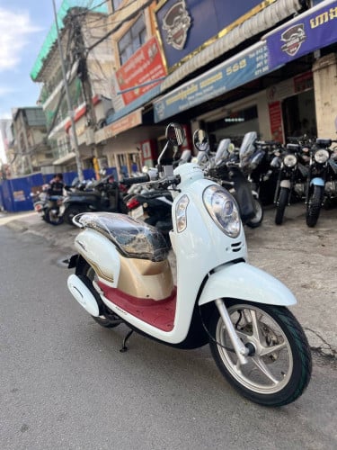 Honda Scoopy 2016 1180$ឆាតជាមួយហាងផ្ទាល់ 💌👉  https://t.me/senghengmotor090