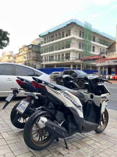 Honda Vario 2022/22 2180$ឆាតជាមួយហាងផ្ទាល់ 💌👉https://t.me/senghengmotor090