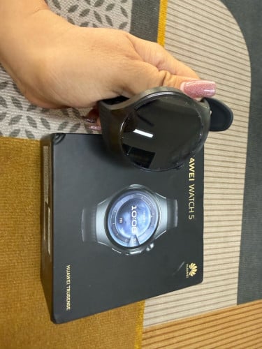 Huawel Watch 5 98.99% 239$