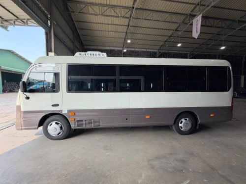 Hyundai County 29កៅអី