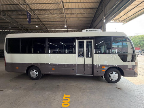 Hyundai County 29កៅអី