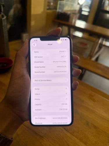 iPhone 11 Promax 256G ពណ៍ទឹកមាស LL/A នៅថ្មីអត់សូវប្រើ98% ហ្សុីនមួយជុំ •Memory 256G•ថ្ម 76%