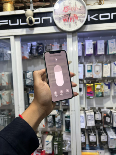 iPhone 12 🍏 ពណ៌ទឹកសណ្តែក 64GB  LLA  Battery 89% 🔋 តួស្អាត 99% សំណុំហ្សីន