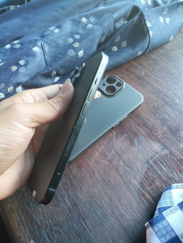Iphone 15 , 128g ដាក់ស៊ីម2 សាណុំណែន