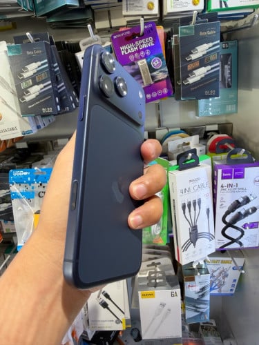 iPhone 17 Pro Max 512GB X/A របស់ ក្រុមហ៊ុន ( Look like new)