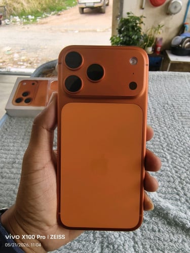 IPhone 17 Pro Max Code CH/A 256GB សាណុំហ្សុីនណែន