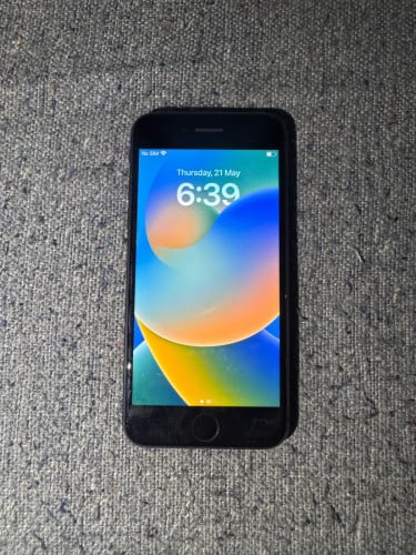 iPhone 8 LL/A 64G