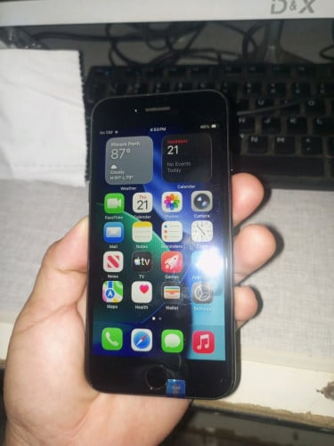 Iphone SE2 (2020), 64G (លក់ហើយ)