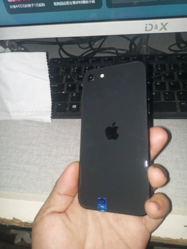 Iphone SE2 (2020), 64G (លក់ហើយ)