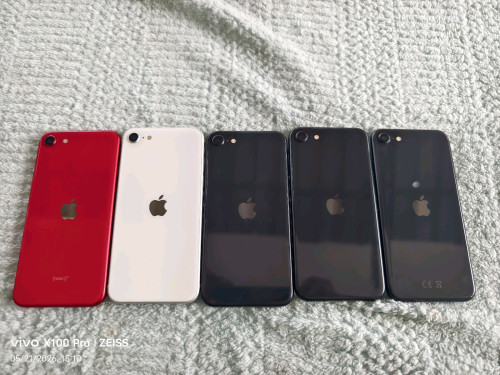 IPhone SE2 សាណុំហ្សុីនAll មាន 64GB~128GB មានគ្រប់ពណ៍