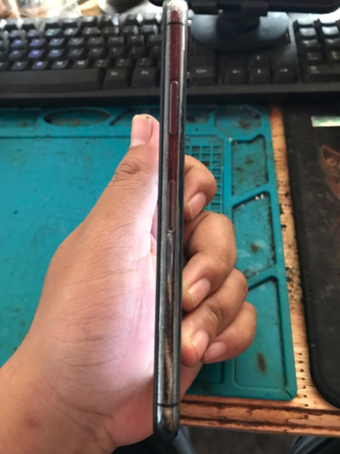 iPhone X 64g LL/A