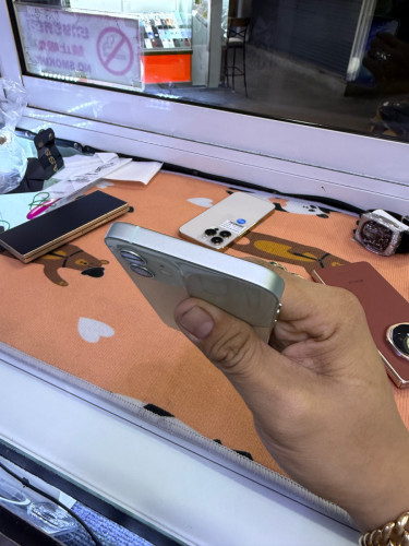 Iphone12 64G Sim2 battery 87% ហ្សីន