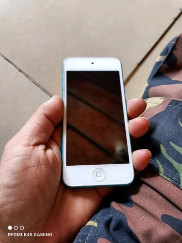 ipod touch 5th generation អាយខ្លោដ