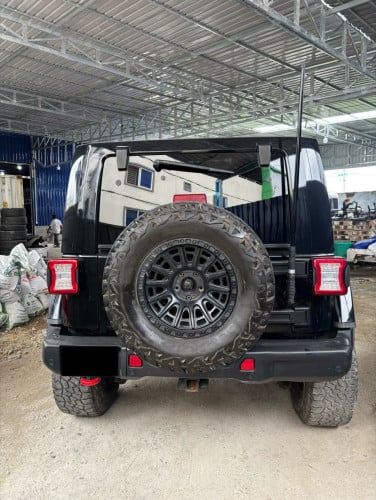 Jeep 2010 ឡេីង 2022 V6