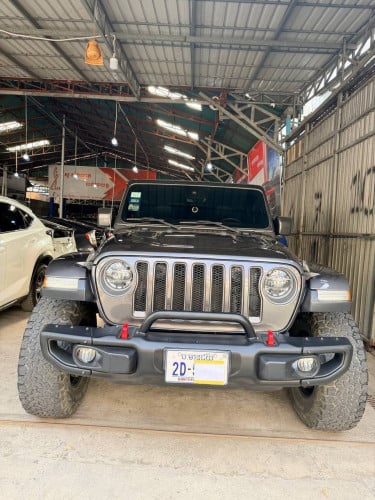 Jeep Rubicon 2019 ផ្លាកលេខ ម្ខ្លាញ់គោស្រុកខ្មែរ ទើបកាត់ប្តូរបាន 8ម៉ឺនគីឡូ ធានាឡានមិនបុកបាញ់ថ្នាំ100%