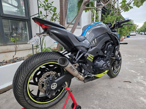Kawasaki Z1000