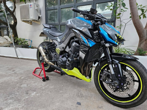 Kawasaki Z1000
