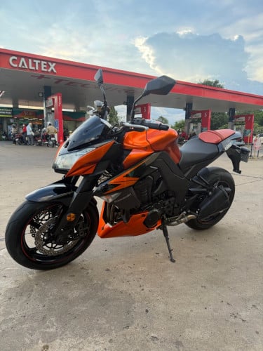 Kawasaki Z1000
