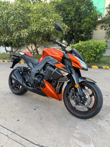 Kawasaki Z1000