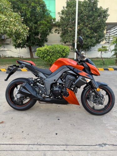 Kawasaki Z1000