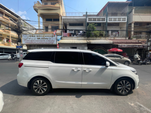 KIA Carnival 2018 ឡានសាំង 6ម៉ាសុីន ខ្លាញ់គោ 8មុឺនគីឡូសុីន ម្ចាស់ដើមទីមួយ ឡានថ្មីណាស់