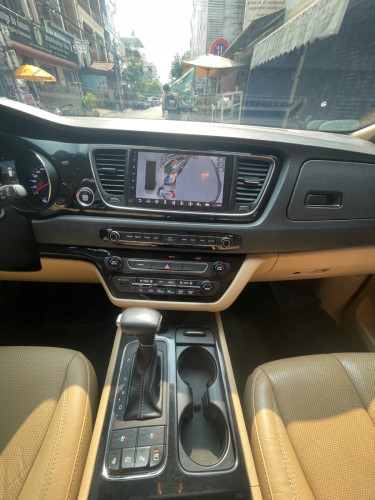 KIA Carnival 2018 ឡានសាំង 6ម៉ាសុីន ខ្លាញ់គោ 8មុឺនគីឡូសុីន ម្ចាស់ដើមទីមួយ ឡានថ្មីណាស់