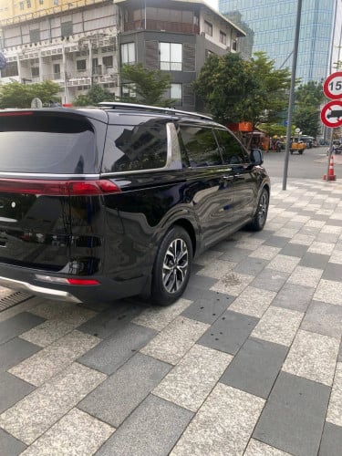 Kia carnivall ឆ្នាំ2022 full option sinagtur បើកដំបូលពីរតង់ កុងទ័រឌីជីថល កាំម៉េរ៉ា360 ចង្កិះលេខមួល