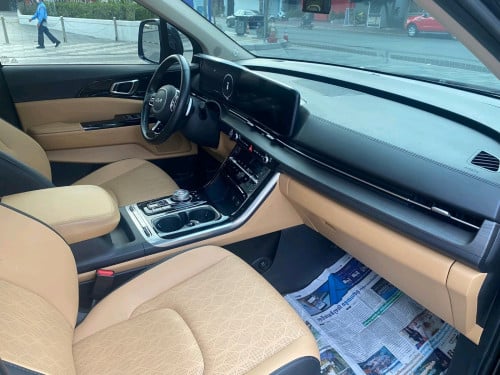 Kia carnivall ឆ្នាំ2022 full option sinagtur បើកដំបូលពីរតង់ កុងទ័រឌីជីថល កាំម៉េរ៉ា360 ចង្កិះលេខមួល