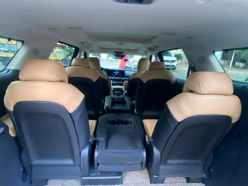 Kia carnivall ឆ្នាំ2022 full option sinagtur បើកដំបូលពីរតង់ កុងទ័រឌីជីថល កាំម៉េរ៉ា360 ចង្កិះលេខមួល