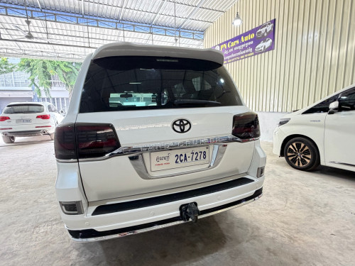 Land Cruiser year 2008up2021 V6 gasoline