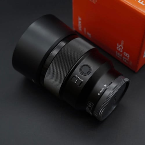 ចង់លក់ lens Sony 85mm f1.8 ស្អាតដូចថ្មីមានប្រអប់