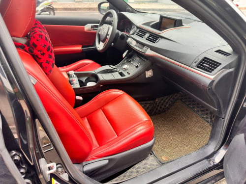 Lexus CT 200h 2011 Full option