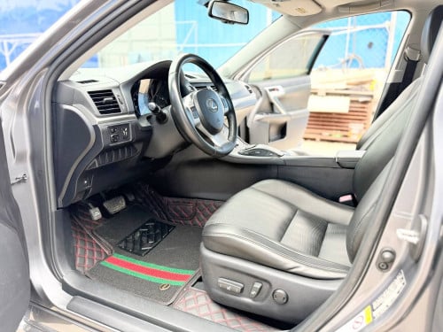 Lexus CT200h 2012 Full Premium​ ឃ្មុំ​ហ្ស៊ីន​ ឡានថ្មី​ទាំង​ក្នុង​ទាំង​ក្រៅ